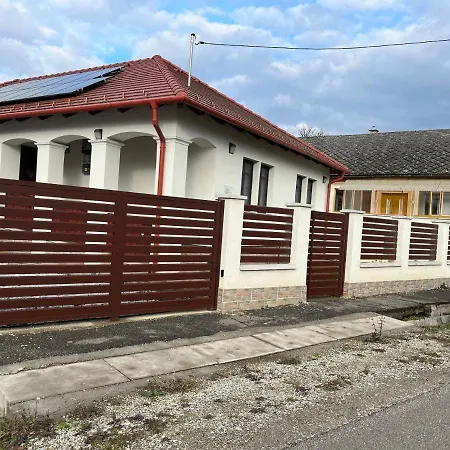 Filip Vendeghaz Apartament Galvacs