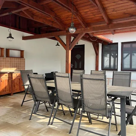 Filip Vendeghaz Apartament